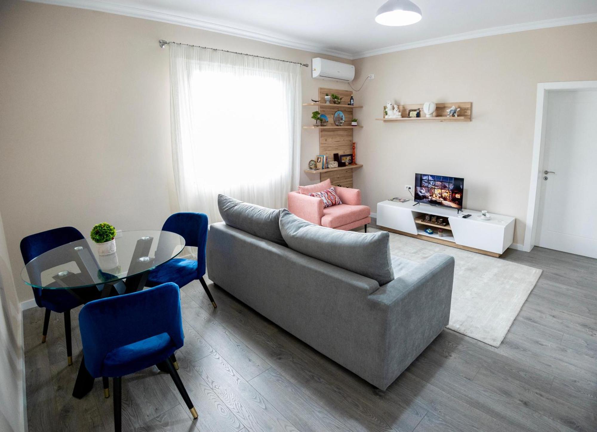 Cozy Flat Near Air Albania Stadium 1 Tirana Eksteriør billede